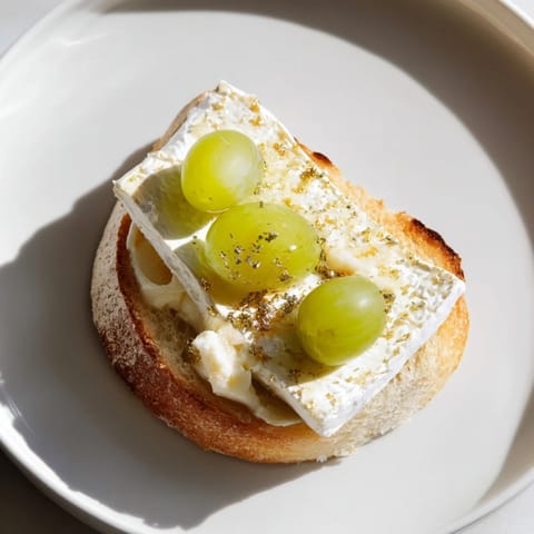 Sparkling Champagne Toast